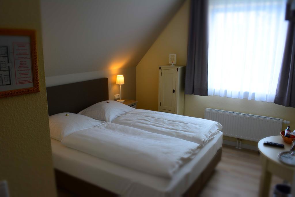 Klausdorfer Hof Hotel Schwentinental Buitenkant foto