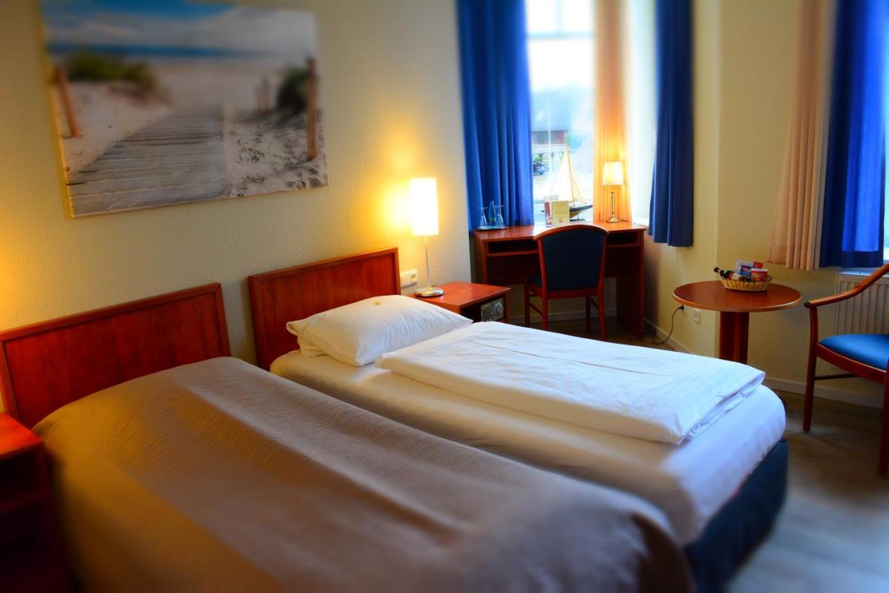 Klausdorfer Hof Hotel Schwentinental Buitenkant foto